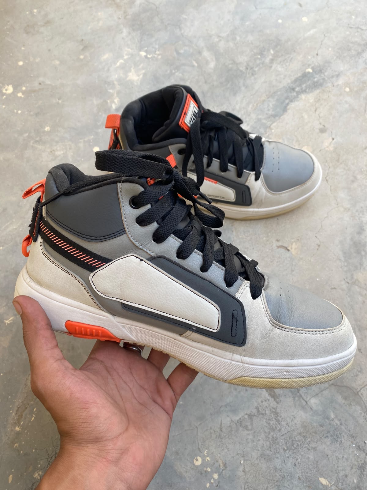 Grey and orange high-top casual sneakers