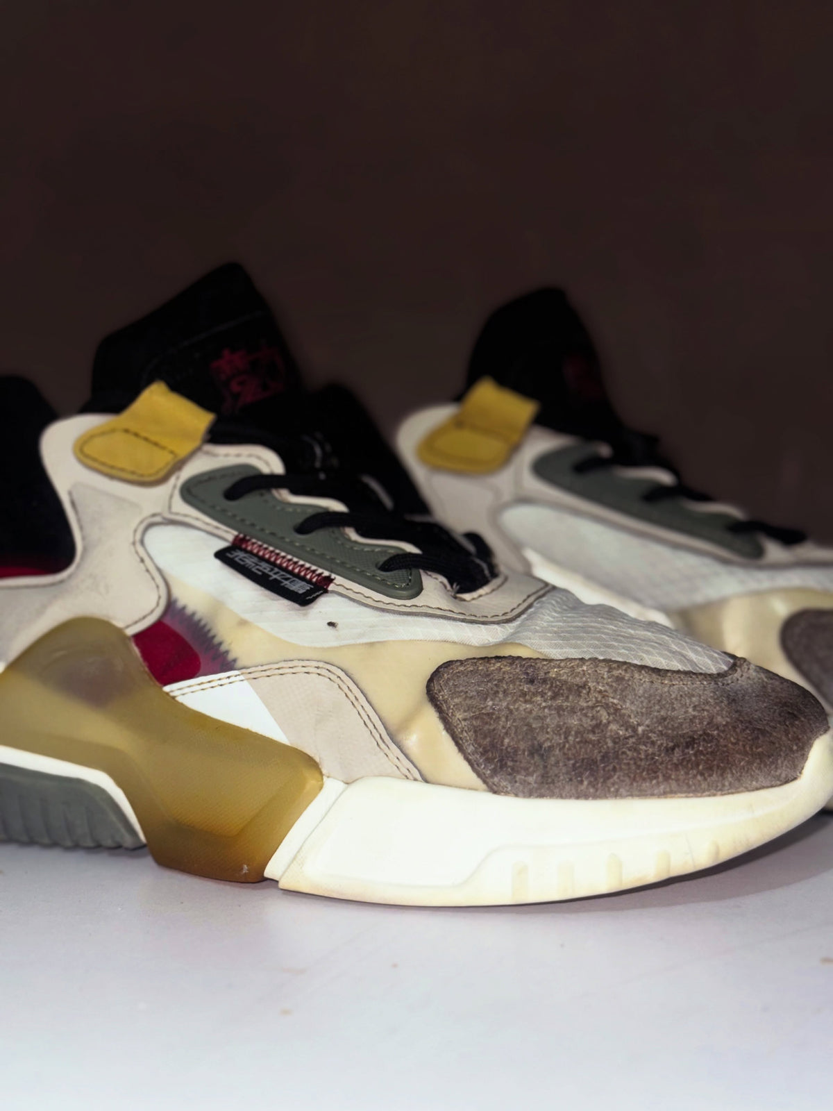 Anta Cream Grey and Yellow Sneakers