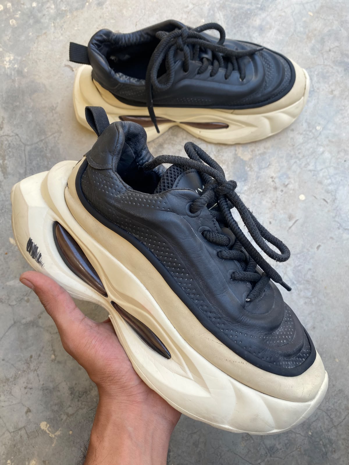 Black & Cream Chunky-Soled Casual Sneakers