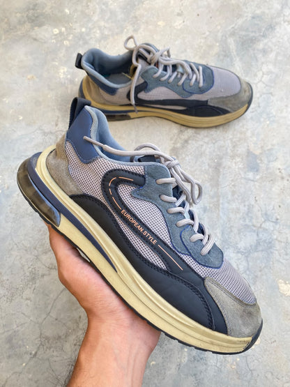 Gray and navy blue mesh casual sport sneakers