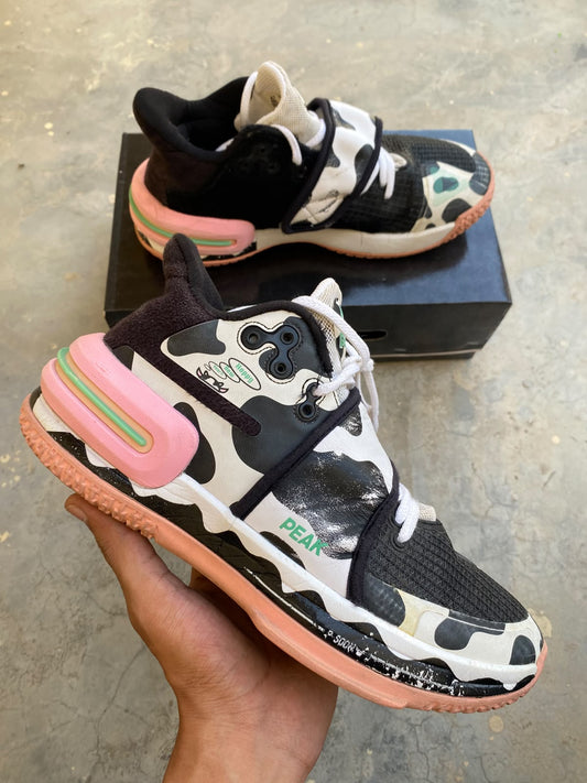 Peak x Taichi Flash 2 Underground Cow Happy Cow