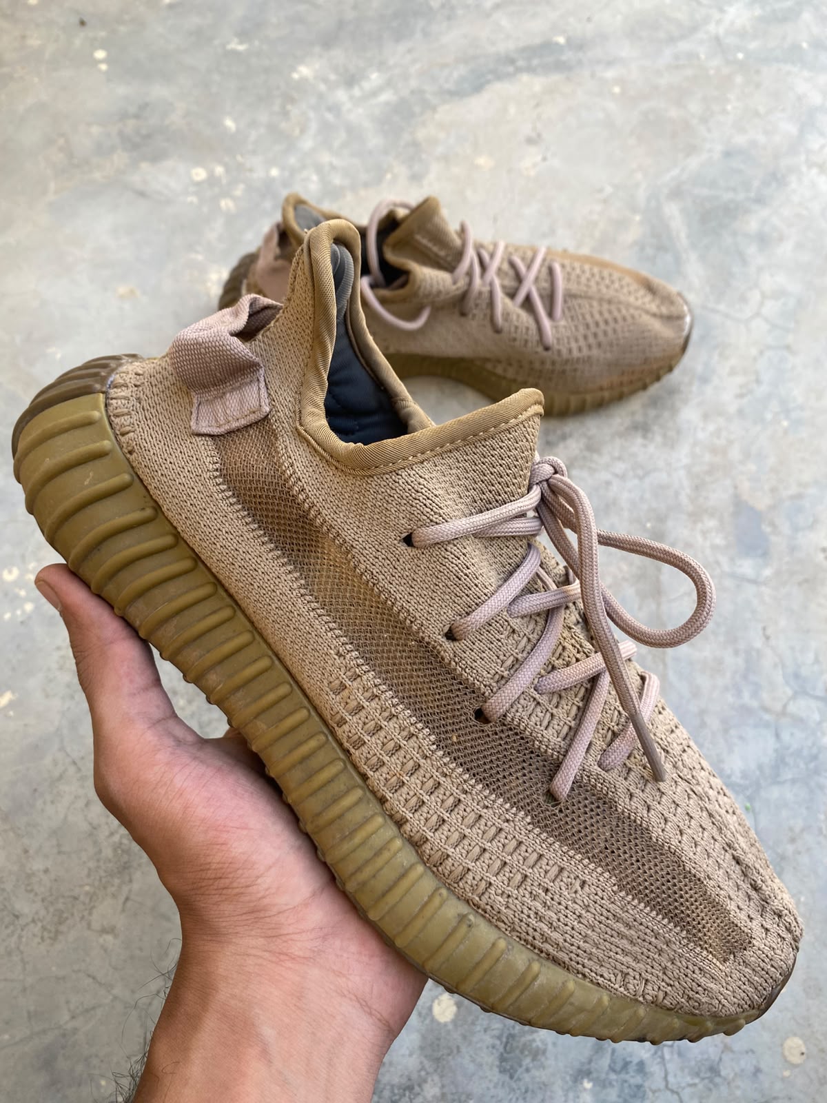 adidas Yeezy Boost 350 V2